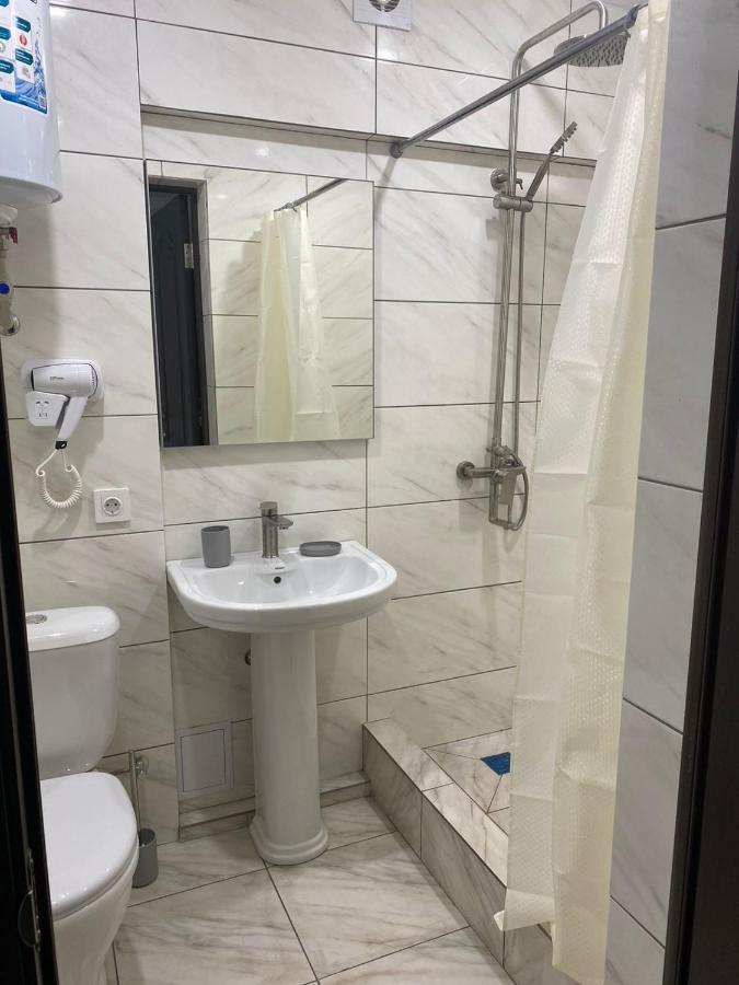 Гостевой Дом Атакар Hotel Gagra Kültér fotó