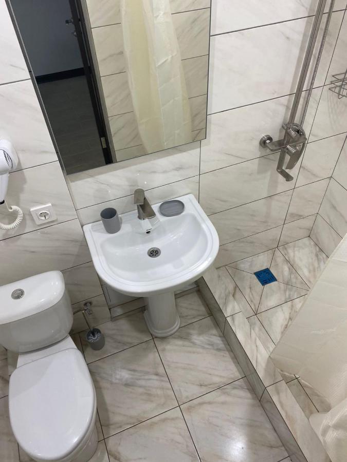 Гостевой Дом Атакар Hotel Gagra Kültér fotó